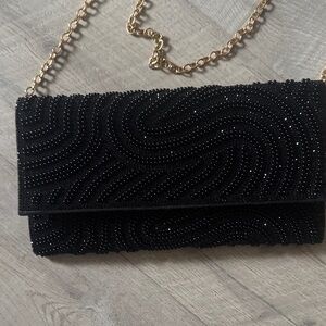 Elegant Black Evening Clutch with Chain Strap